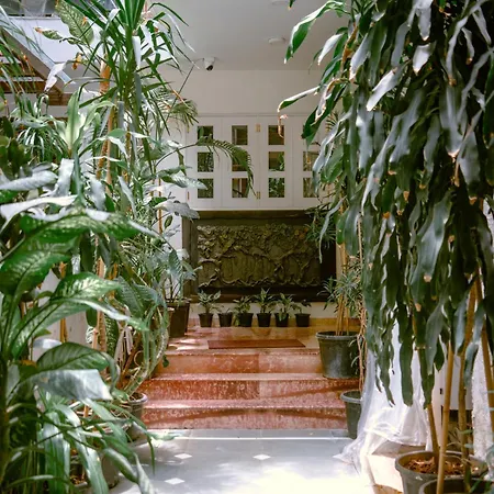 Colonel'S Retreat-2